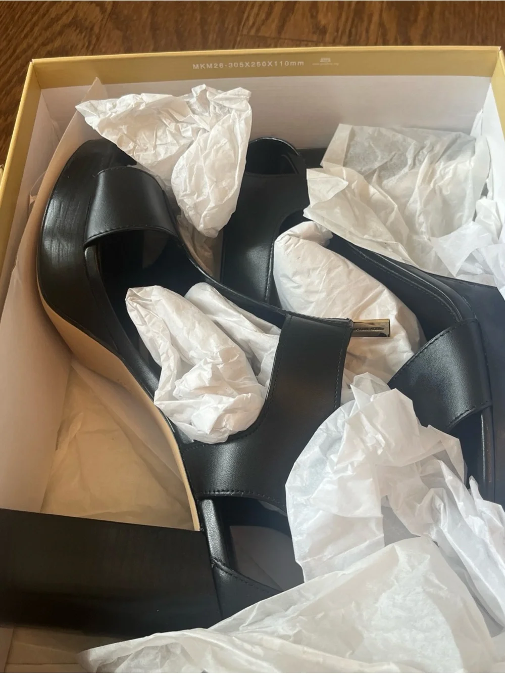 New Michael Kors Black Leather Block-Heel Zip Berkley Platform Sandal sz 11